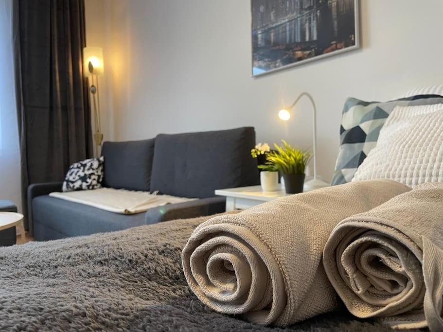 וינה Charming Apartment Near City Center מראה חיצוני תמונה